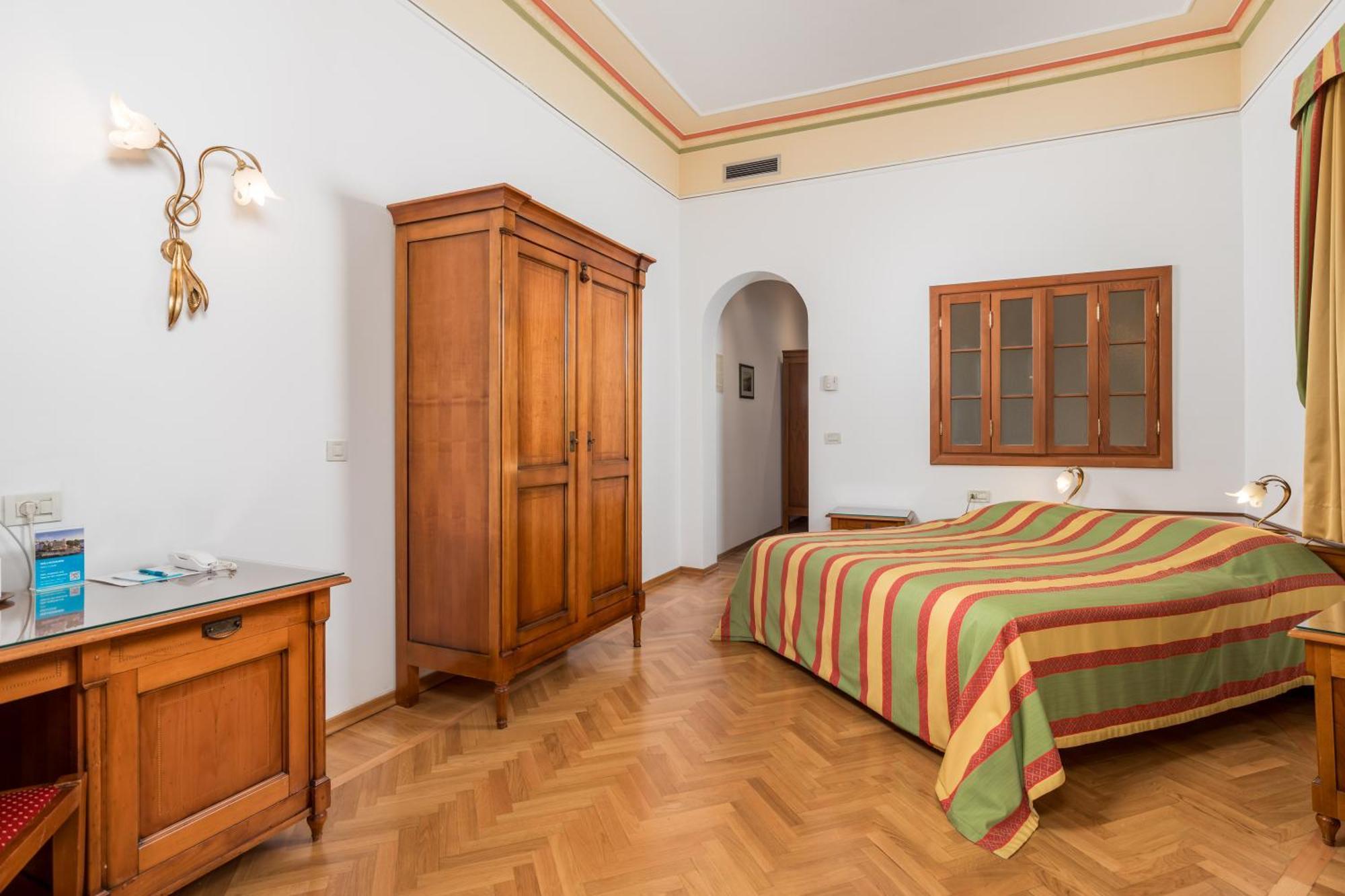 Hotel Miramar Опатия Экстерьер фото